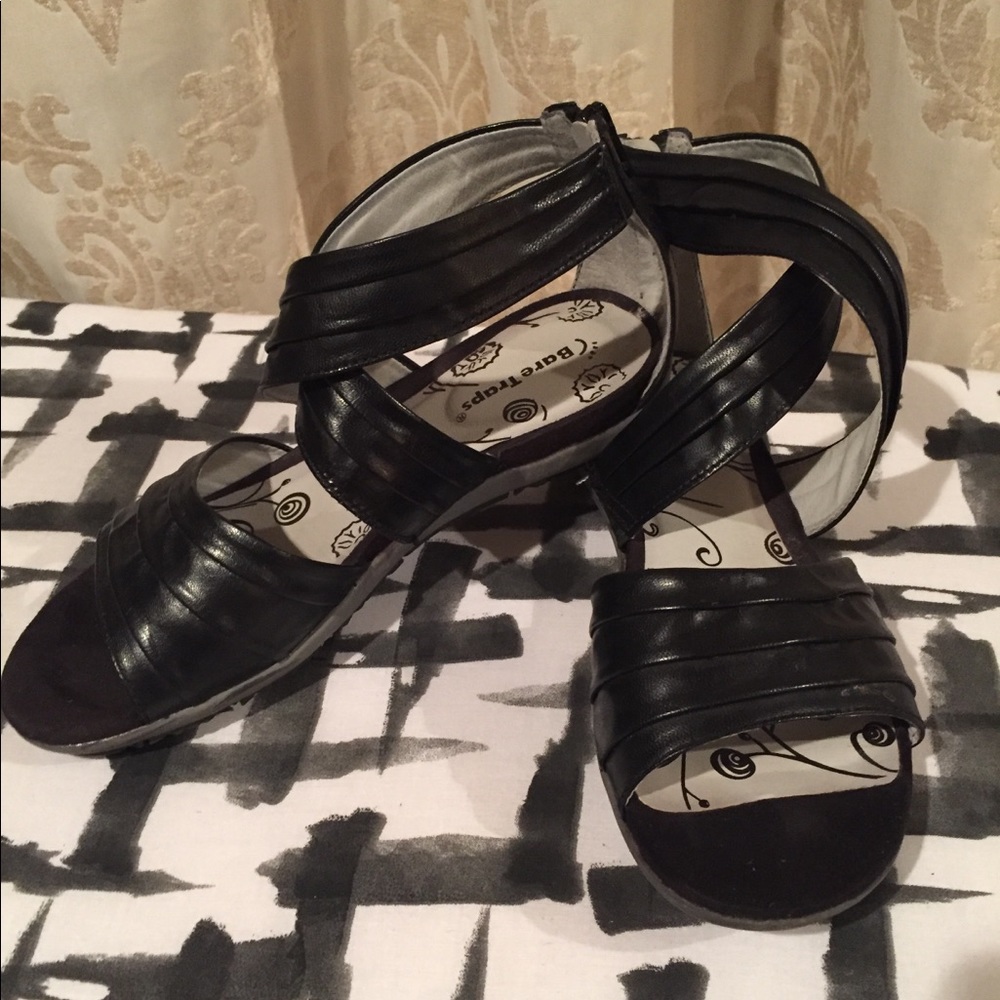 BareTraps Sandals